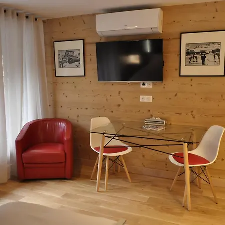 Chalet La Cachette Cyclists & Skiers Le Bourg-dʼOisans Exterior foto
