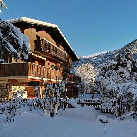 Chalet La Cachette Cyclists & Skiers Le Bourg-dʼOisans Exterior foto