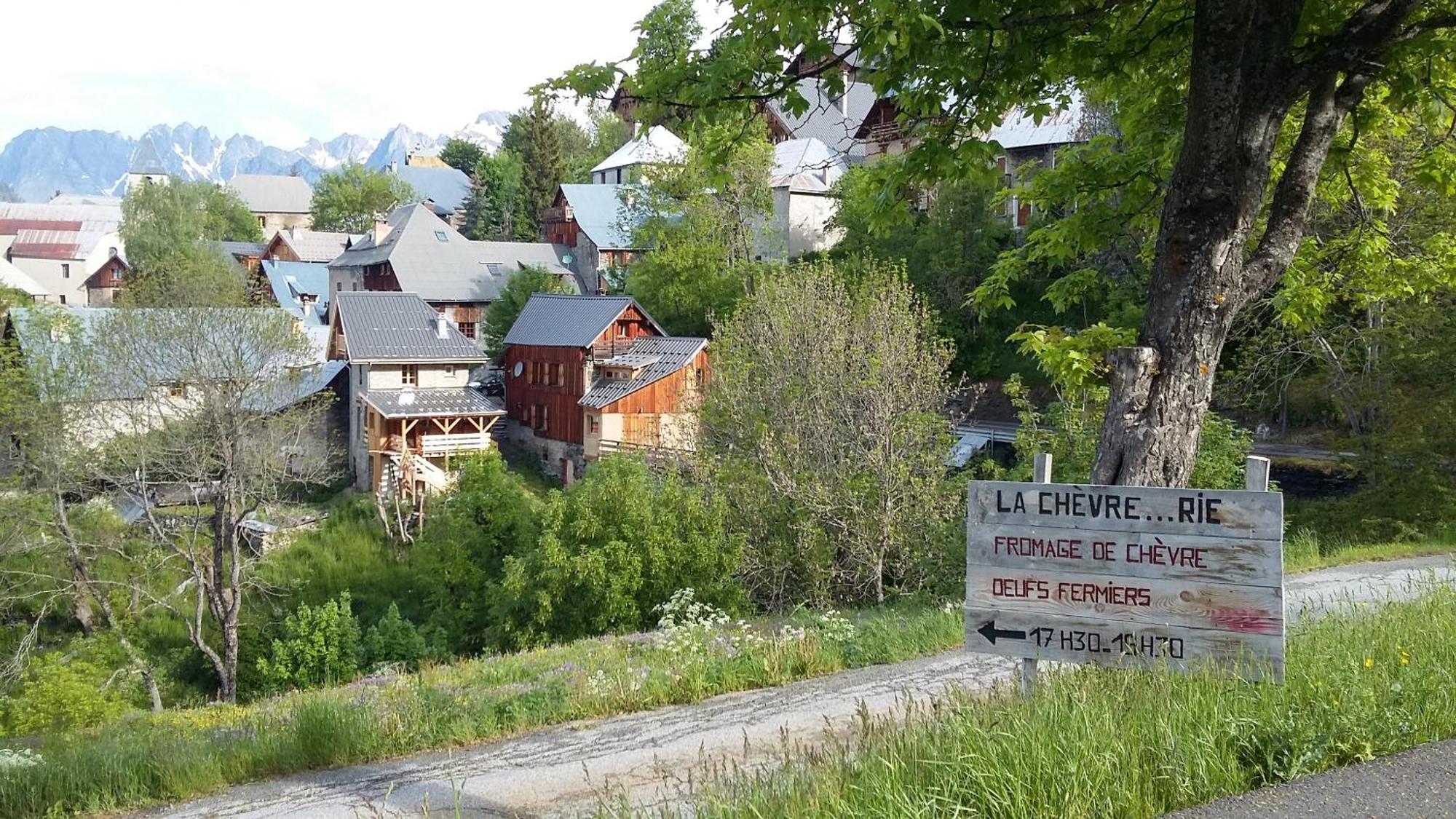 La Cachette Cyclists&skiers *